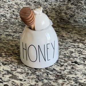 Rae Dunn honey pot